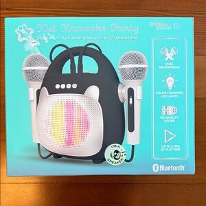 Gebba Goods Kid Karaoke Bluetooth Speaker & Microphone - Black